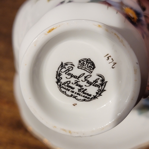 Royal Grafton Teacup And Saucer Blue Floral - Picture 4 of 6